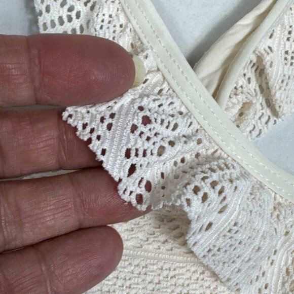 Andie Women's S The Hydra Swim Top Crochet Vanilla Ruffle NWT 9571 - Picture 6 of 15